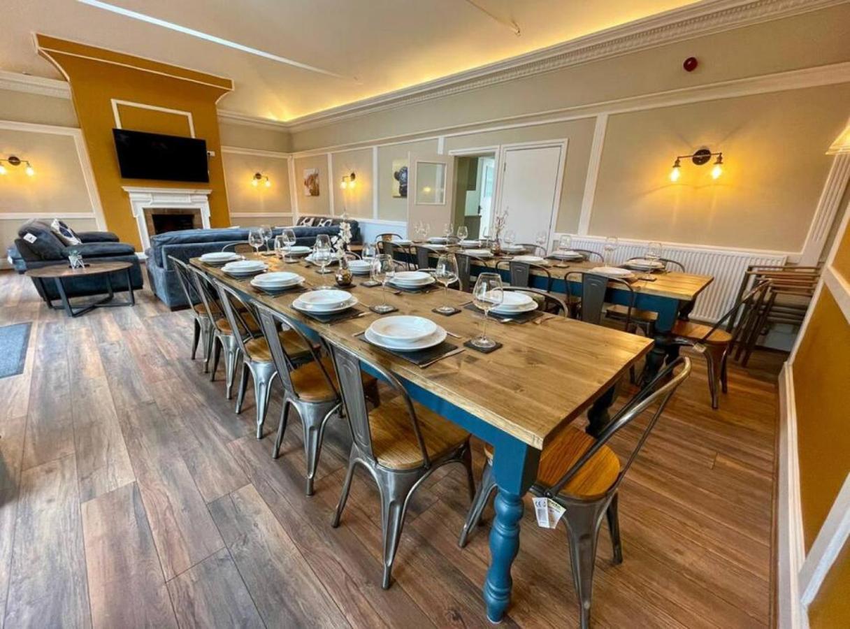 Lydney House Swaffham Sleeps 22 Villa Buitenkant foto