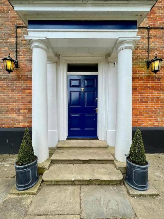 Lydney House Swaffham Sleeps 22 Villa Buitenkant foto