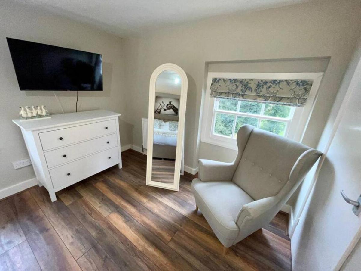 Lydney House Swaffham Sleeps 22 Villa Buitenkant foto