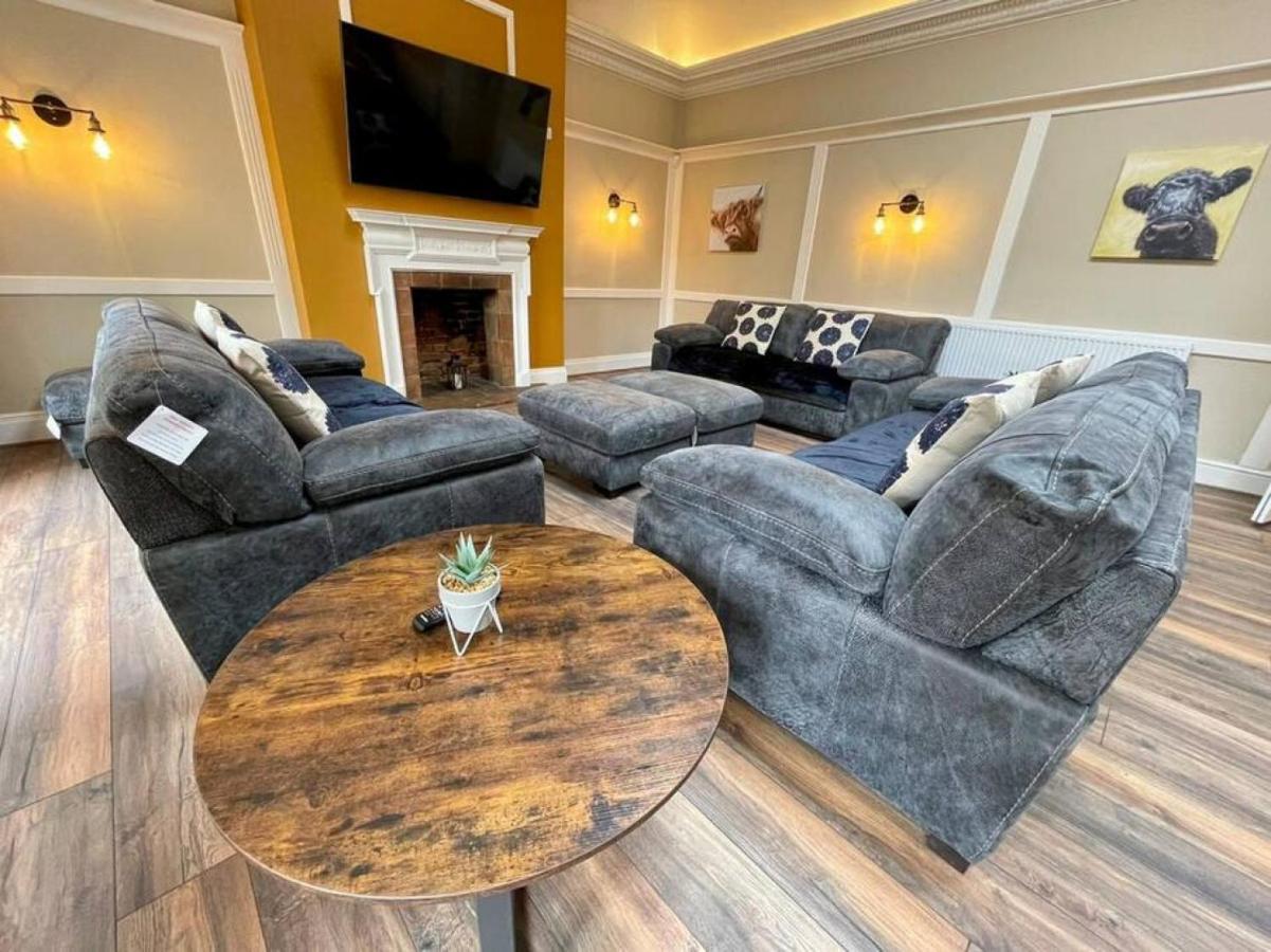 Lydney House Swaffham Sleeps 22 Villa Buitenkant foto