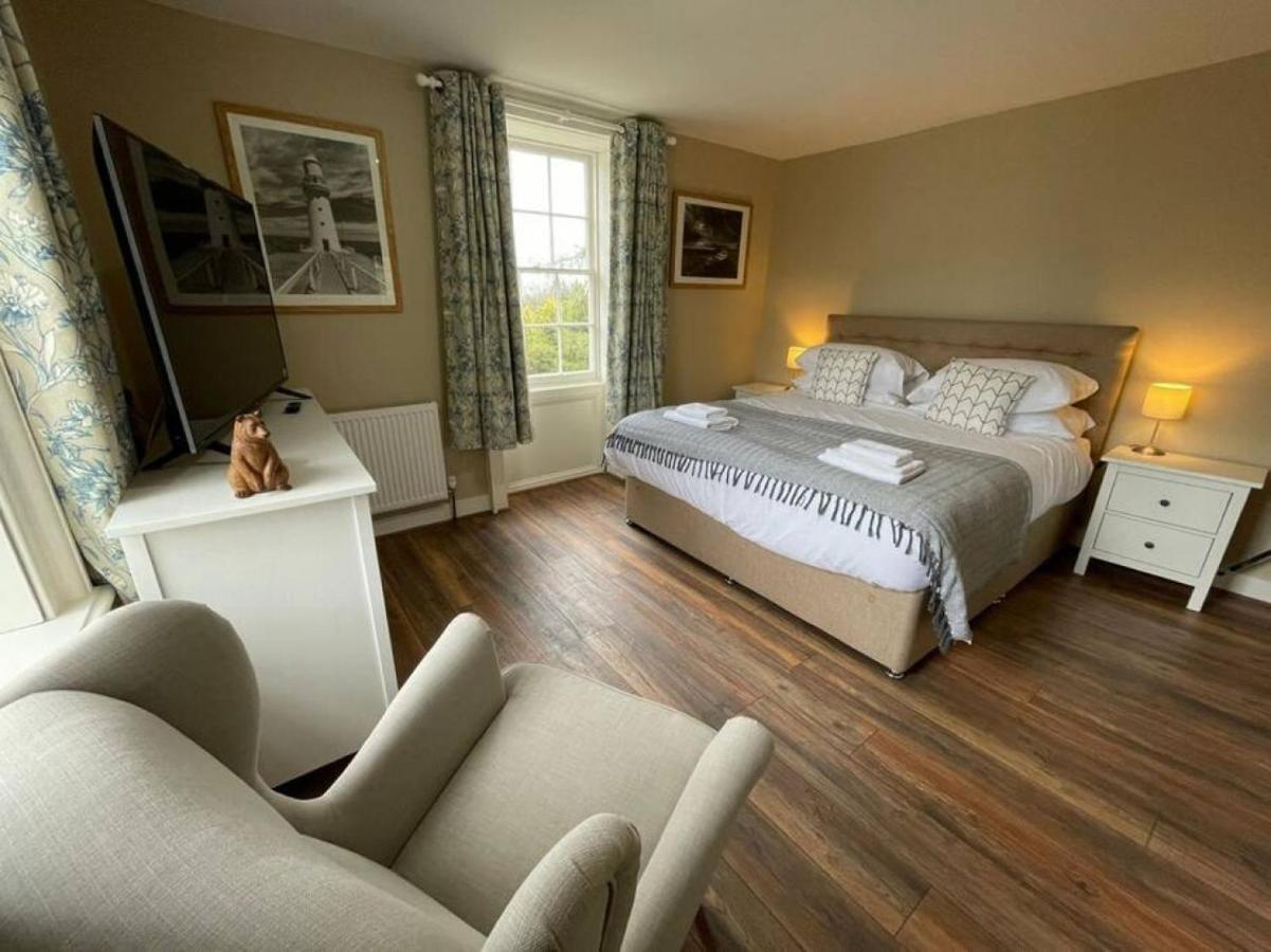 Lydney House Swaffham Sleeps 22 Villa Buitenkant foto